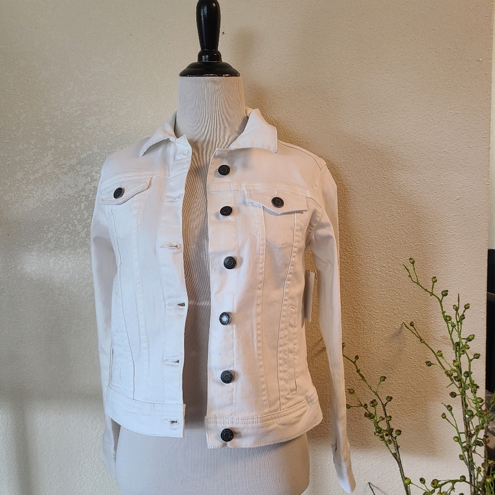 Studio V White Denim Jacket Large**